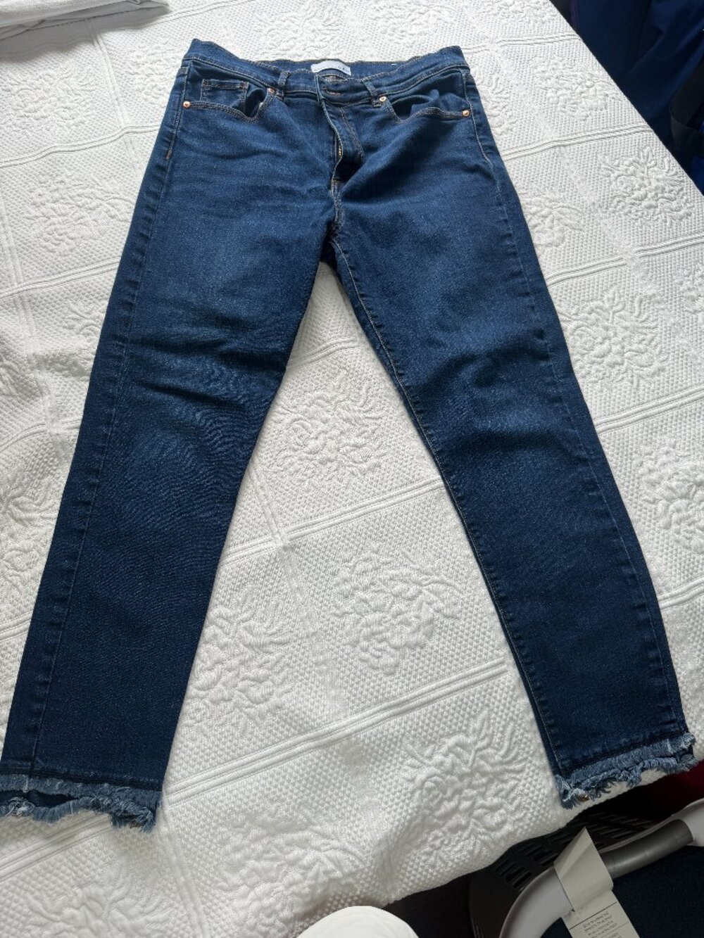 LOFT Modern Fit Dark Wash Frayed Hem Jeans Size 12/31